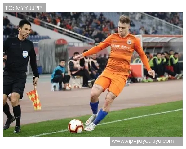 稍微发力便显威力三球仅上场19分钟贡献10分6助攻3抢断正负值高达22